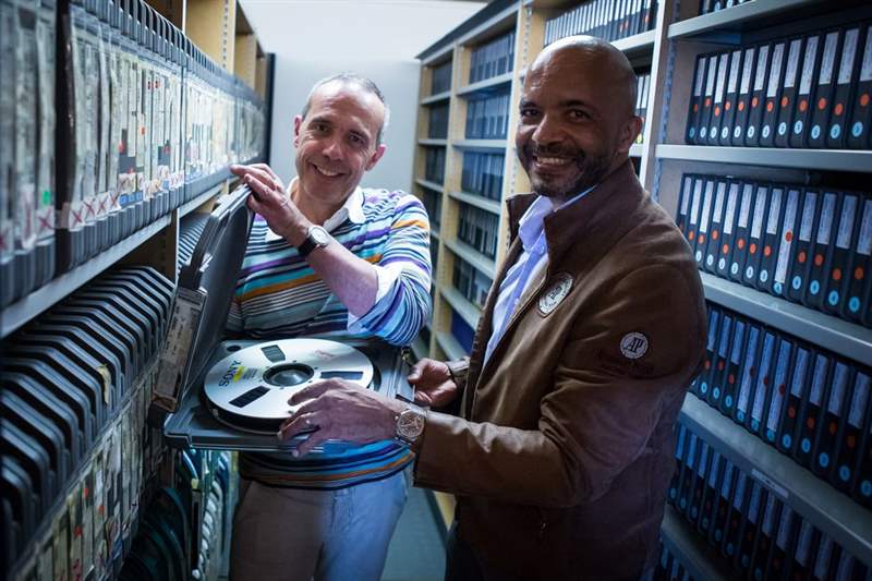 與當(dāng)代藝術(shù)零距離！Audemars Piguet愛彼從5個(gè)角度實(shí)踐藝術(shù)生活-復(fù)刻表