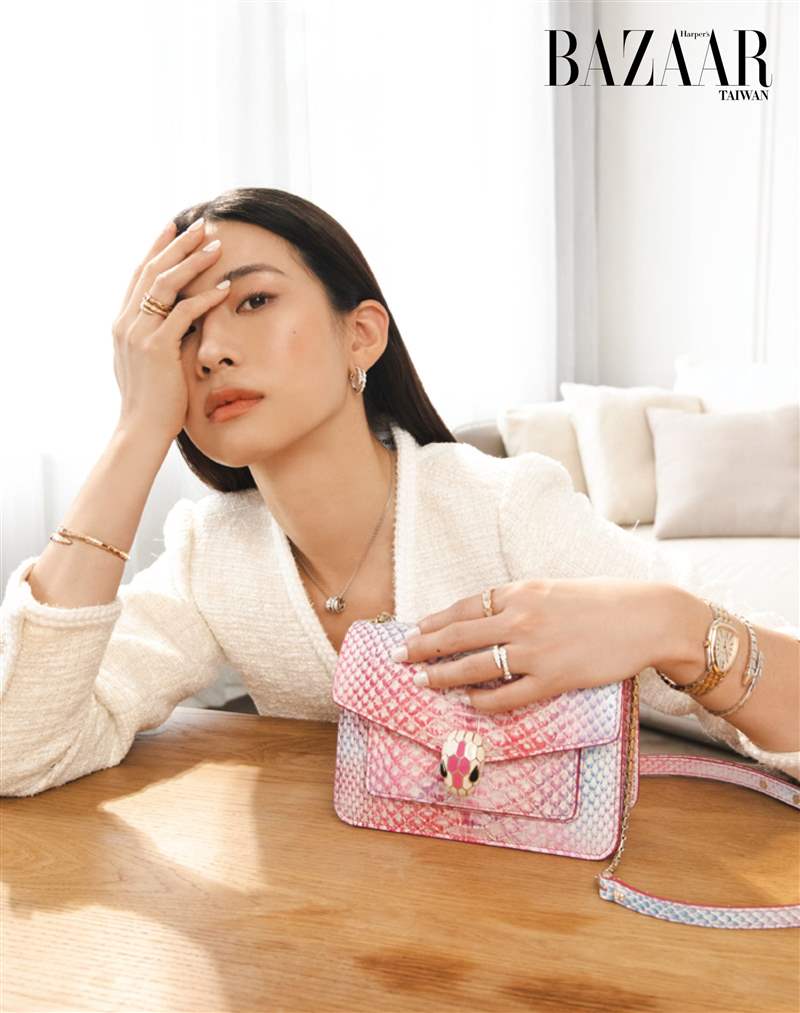 最美主播轉戰演藝圈，趙岱新化身寶格麗Serpenti女神展演百變時尚風格-復刻表