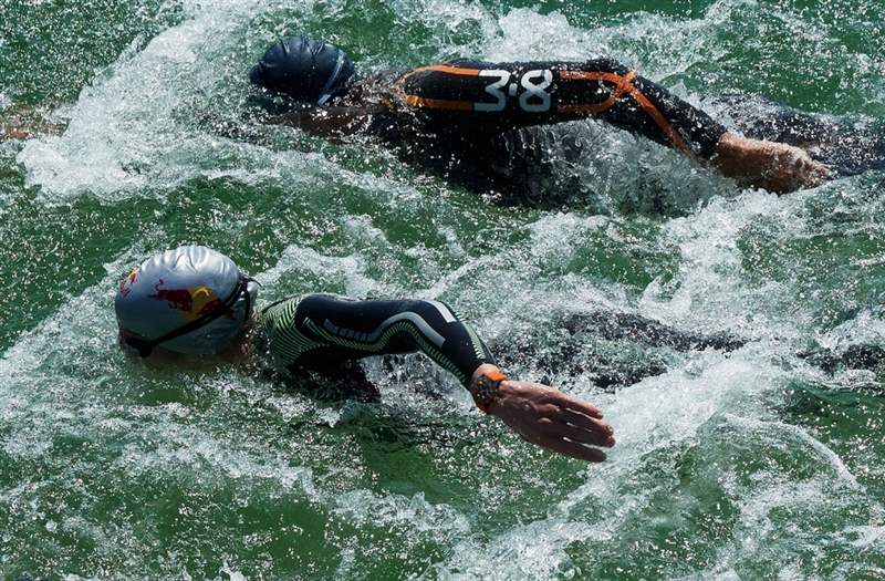 百年靈Breitling Endurance Pro開(kāi)箱！針對(duì)戶外而生的搶眼之作！-復(fù)刻表