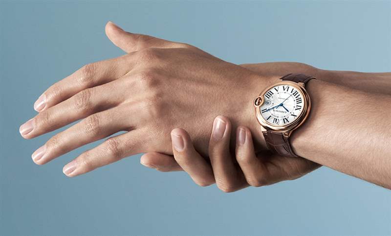 解密Ballon Bleu de Cartier！年資才十余年，憑什么成為令人向往的經(jīng)典表款？-復刻表