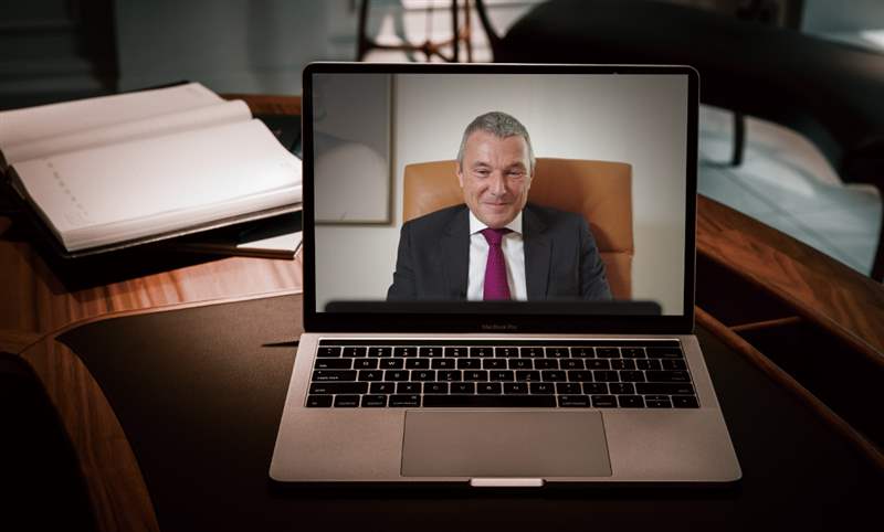 BVLGARI的實體數位化進行式|專訪BVLGARI CEO Jean -Christophe Babin-復刻表