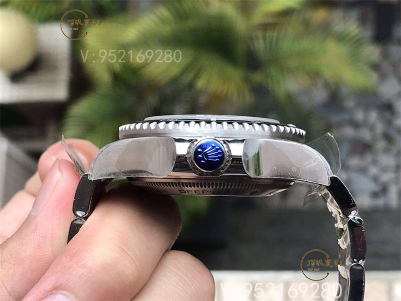 AR廠勞力士漸變藍(lán)鬼王v2版腕表復(fù)刻做工怎么樣對(duì)比n廠漸變鬼王-復(fù)刻表