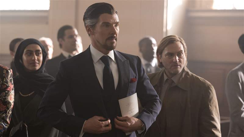 奇異博士手表藏彩蛋？班奈迪克康柏拜區(qū)穿梭「多重宇宙」的幸運(yùn)物來(lái)自它！-復(fù)刻表