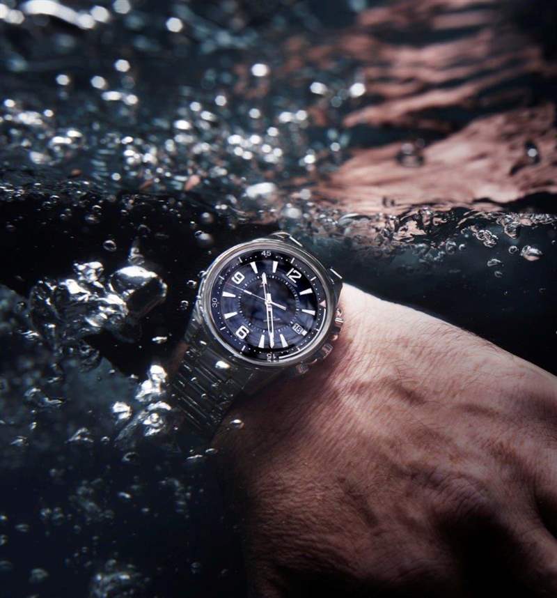 班奈迪克康柏拜區(qū)戴積家拍大片！「奇異博士」受訪點(diǎn)名「索爾、鋼鐵人」私品味-復(fù)刻表