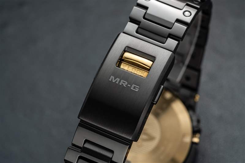 卡西歐G-SHOCK｜極致堅固典范「赤備」武士盔83年元祖經典升級致敬-復刻表