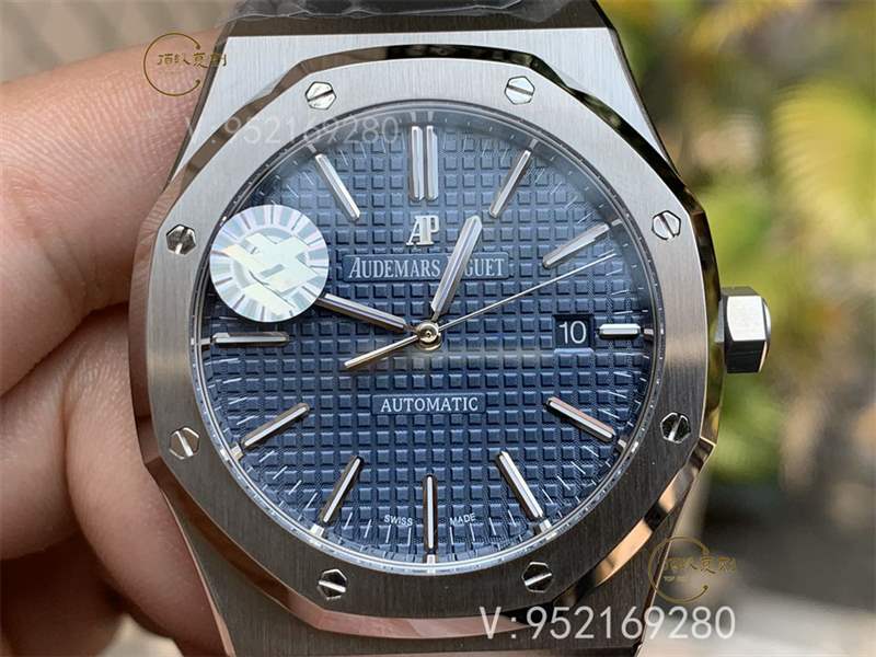 ZF廠愛(ài)彼15400皇家橡樹(shù)復(fù)刻實(shí)拍做工怎么樣,超薄鋼王-復(fù)刻表