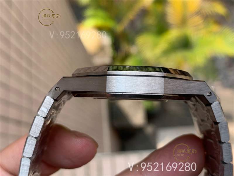 ZF廠愛(ài)彼15400皇家橡樹(shù)復(fù)刻實(shí)拍做工怎么樣,超薄鋼王-復(fù)刻表