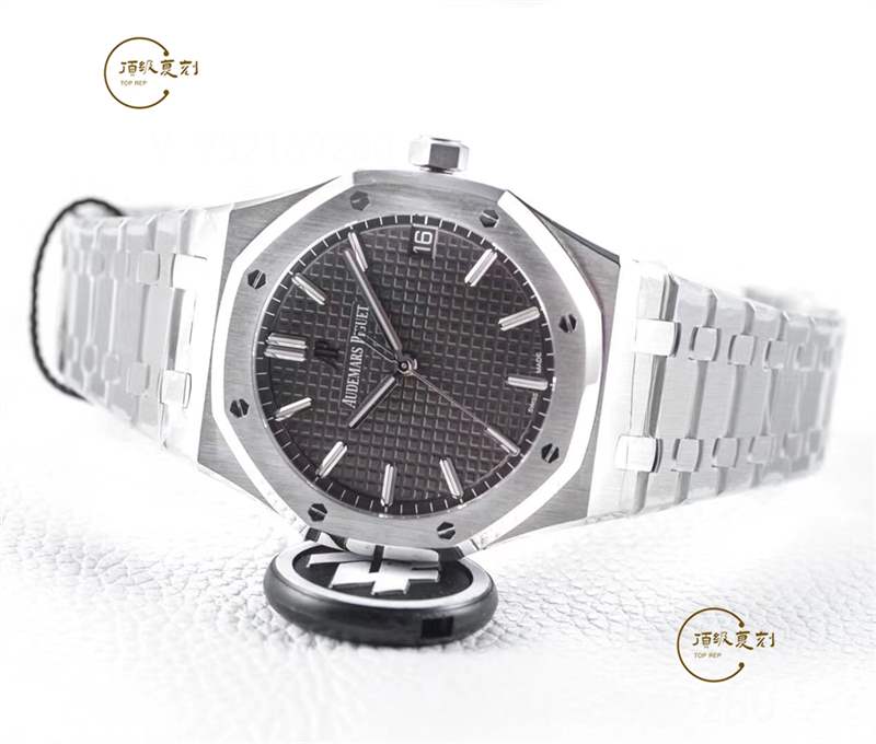 ZF廠愛(ài)彼15500復(fù)刻做工怎么樣,AP皇家橡樹(shù)鋼王-復(fù)刻表