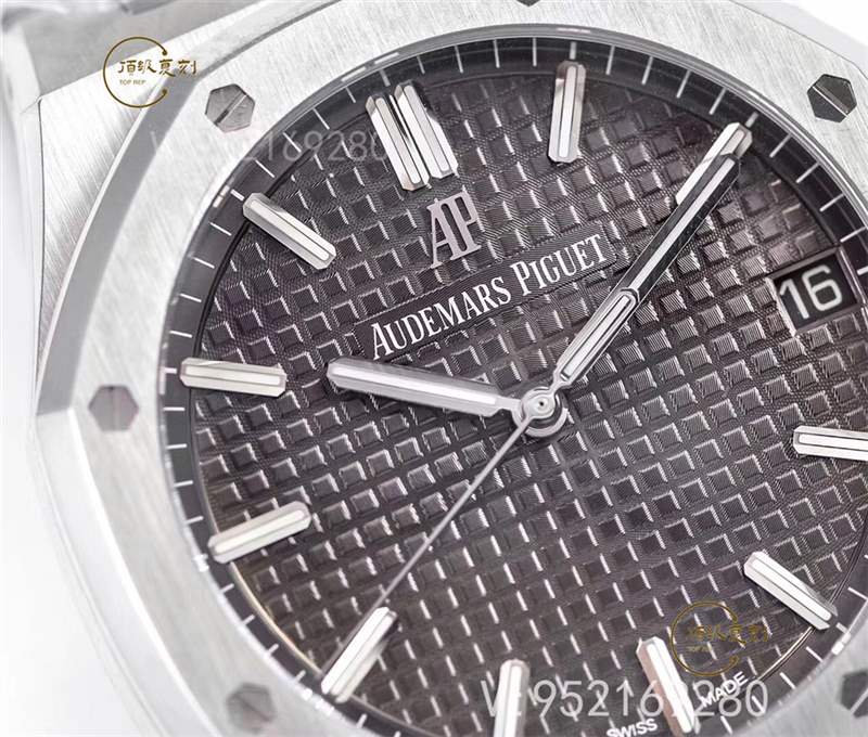 ZF廠愛(ài)彼15500復(fù)刻做工怎么樣,AP皇家橡樹(shù)鋼王-復(fù)刻表