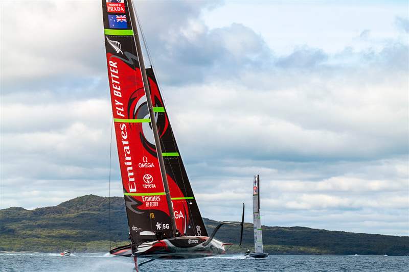 歐米茄海馬300米《美國杯》紅藍(lán)特別款計時腕表-復(fù)刻表