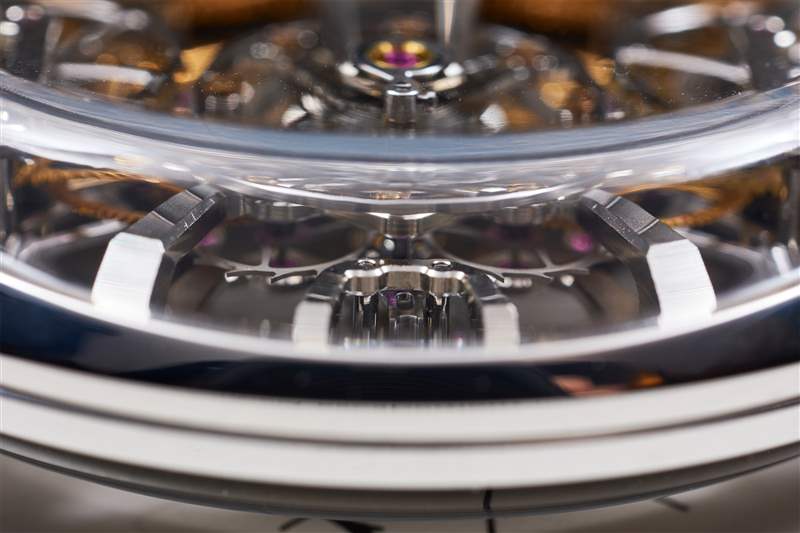 我了解到...... Lederer 的“節(jié)拍器”是了解他的中央脈沖計時碼表的關(guān)鍵-復(fù)刻表