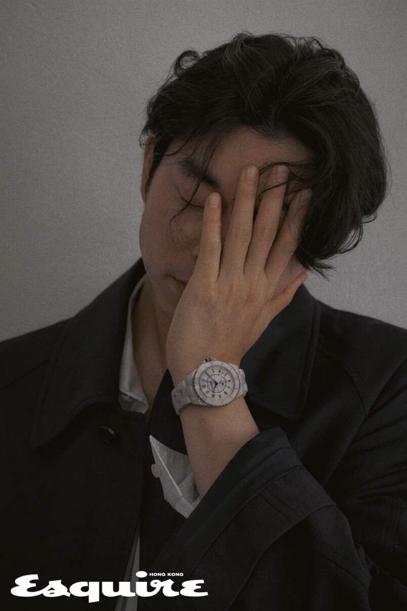 孔劉演繹CHANEL J12腕表｜以不變去求變-復刻表