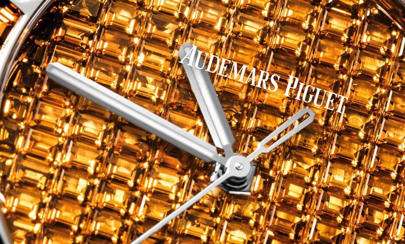 10種寶石上陣！款款都是主角｜愛彼皇家橡樹系列自動上鏈腕表白金款-復刻表