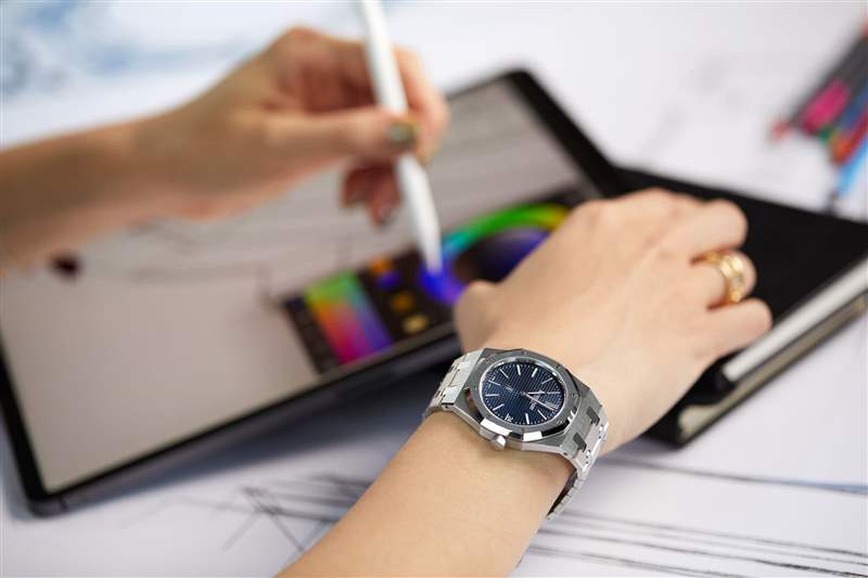 與愛彼和 Wristcheck獨家設(shè)計您自己的皇家橡樹-復(fù)刻表