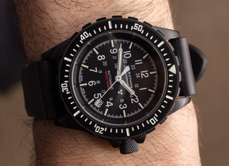 觀看評論：馬拉松無煙煤 GSAR 自動 WW194006BK-復刻表