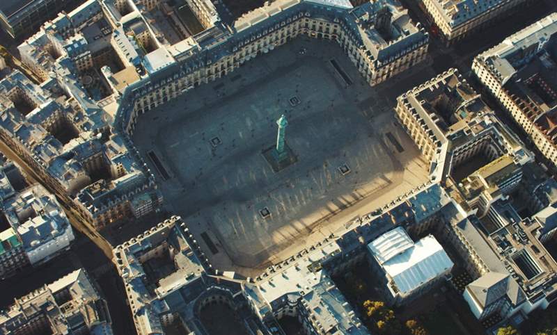 華麗變奏，盡顯1990年代豐繁美學|CHANEL Première限定腕表系列-復刻表