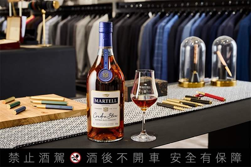 跨越經典，以質感開創迎風飛翔新局！新式訂制西服STYDER創辦人黃淯晨與父親的跨世代對談-復刻表