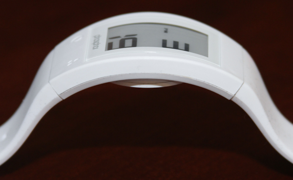 熒光粉世界時間運動電子墨水手表評論-復刻表