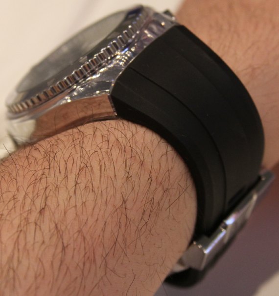 泰諾船舶重返市場四分之一橙圈腕表-復(fù)刻表