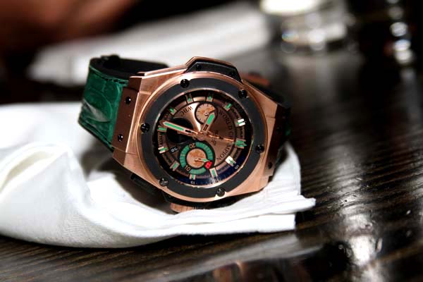 拳擊傳奇的Hublot手表和拍賣會-復刻表