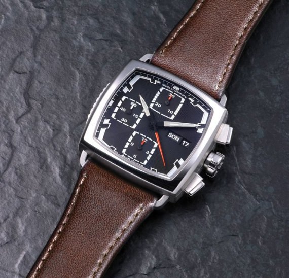 sinn-audi-chronograph 1 Sinn新恩902型限量版腕表-復(fù)刻表