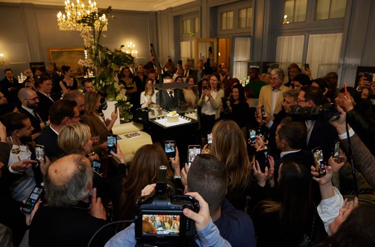 2023最狂珠寶表!超過480顆頂級黃鉆編織JACOB鏤空陀飛輪驚天價格鎖定億萬富翁-復(fù)刻表