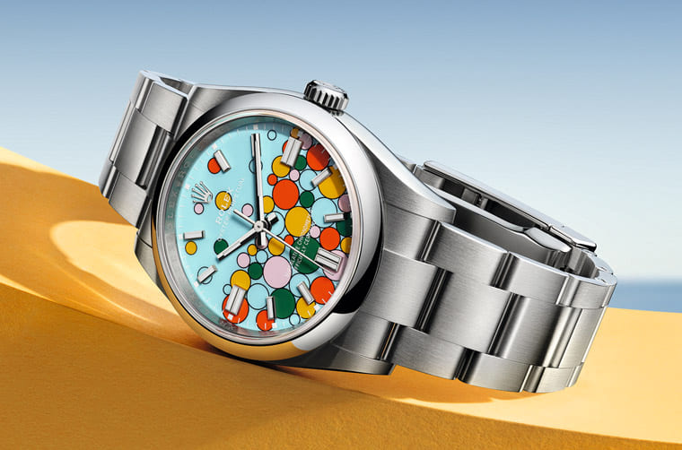 勞力士OP延續(xù)彩色漆面熱潮新推「慶典」風(fēng)格彩色氣泡面盤(pán)-復(fù)刻表