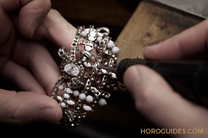 最奢華的斜紋軟呢，TWEED DE CHANEL頂級珠寶系列-復刻表