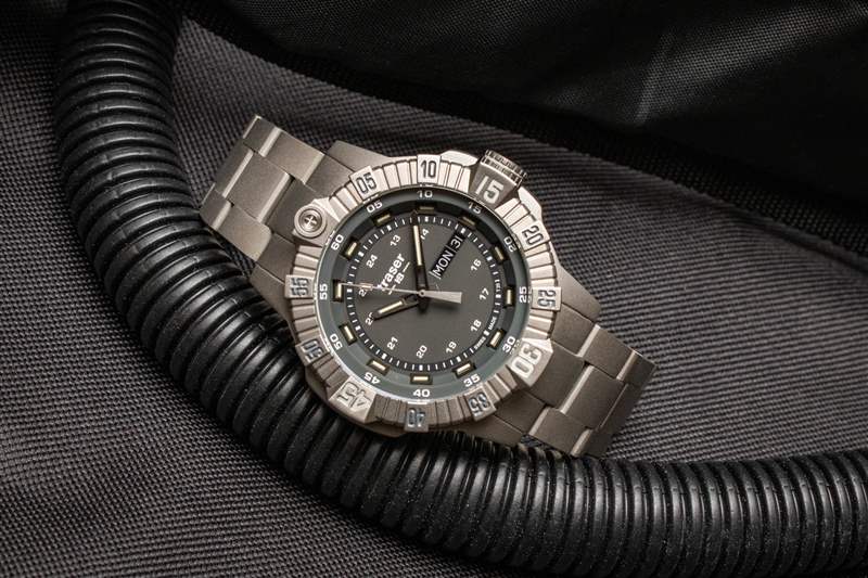 上手體驗:Traser P99 T戰術鈦金屬手表-復刻表
