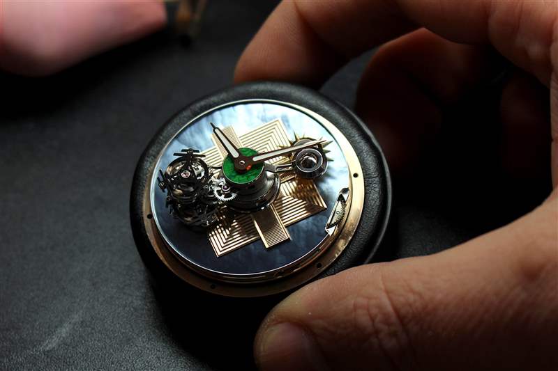 Louis Moinet推出Maya Eclipse獨一款雙重陀飛輪腕表：瑪雅文明-復刻表