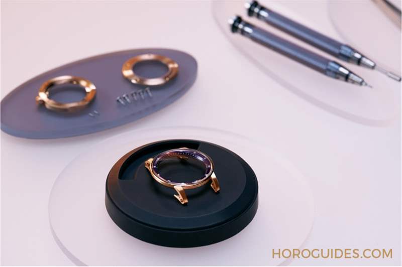 愛彼Code 11.59系列首見38mm中性尺寸艷麗紫與象牙白再加分-復刻表