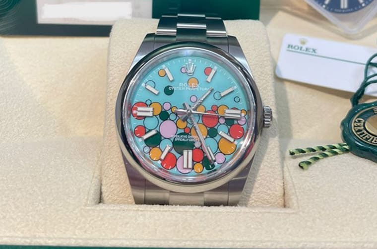 勞力士Oyster Perpetual綠漆面、彩色氣泡面各型號原廠價格與最新行情（2023年11月更新）-復刻表