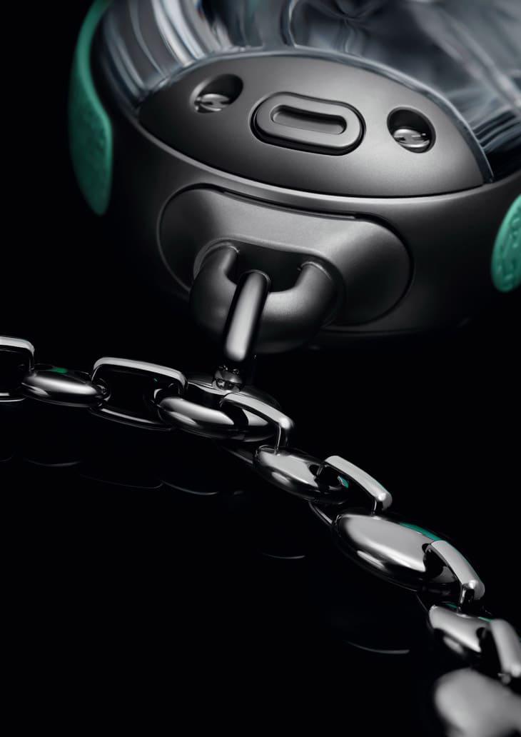 宇舶和火紅當代藝術(shù)家Arsham合作 融入Meca-10機芯的水滴型懷表還能當座鐘用-復刻表